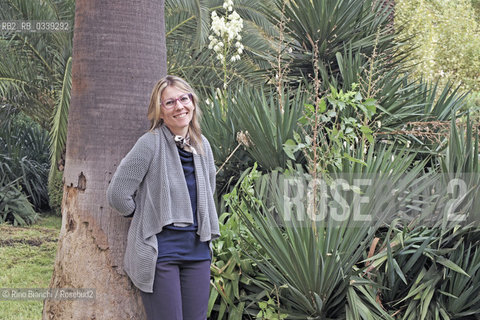 Rome October 1, 2015..Sara Rattaro, writer and novelist, winner of the Premio Bancarella 2015, photographed in Rome in the garden of the Istituto centrale della patologia del libro/Sara Rattaro, scrittrice e romanziera, vincitrice del Premio Bancarella 2015, fotografata a Roma nel giardino dellIstituto centrale della patologia del libro..Photo: RINO BIANCHI ©Rino Bianchi/Rosebud2