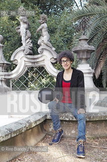 Rome October 30, 2015..Leyla Khalil, photographed in Rome in the park of Villa Sciarra, writer and cultural mediator between Italy and Lebanon, passionate about cooking and literature, has published short stories and poems in anthologies/Leyla Khalil, fotografata a Roma nel parco di Villa Sciarra, scrittrice e  mediatrice culturale italo-libanese,  appassionata di cucina e letteratura, ha pubblicato racconti e poesie in antologie. .Photo: RINO BIANCHI ©Rino Bianchi/Rosebud2