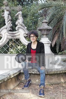 Rome October 30, 2015..Leyla Khalil, photographed in Rome in the park of Villa Sciarra, writer and cultural mediator between Italy and Lebanon, passionate about cooking and literature, has published short stories and poems in anthologies/Leyla Khalil, fotografata a Roma nel parco di Villa Sciarra, scrittrice e  mediatrice culturale italo-libanese,  appassionata di cucina e letteratura, ha pubblicato racconti e poesie in antologie. .Photo: RINO BIANCHI ©Rino Bianchi/Rosebud2