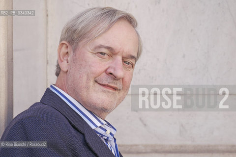 Rome November 11, 2015..Michael Braun, photographed in Rome, a political scientist and journalist, correspondent of the Berlin newspaper Die Tageszeitung, collaborator of the German public radio and International, author of Mutti. Angela Merkel explained Italians/Michael Braun, fotografato a Roma, politologo e giornalista,  corrispondente del quotidiano berlinese “Die Tageszeitung”, collaboratore della radio pubblica tedesca e di Internazionale, autore di Mutti. Angela Merkel spiegata agli italiani..Photo: RINO BIANCHI ©Rino Bianchi/Rosebud2