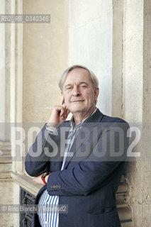 Rome November 11, 2015..Michael Braun, photographed in Rome, a political scientist and journalist, correspondent of the Berlin newspaper Die Tageszeitung, collaborator of the German public radio and International, author of Mutti. Angela Merkel explained Italians/Michael Braun, fotografato a Roma, politologo e giornalista,  corrispondente del quotidiano berlinese “Die Tageszeitung”, collaboratore della radio pubblica tedesca e di Internazionale, autore di Mutti. Angela Merkel spiegata agli italiani..Photo: RINO BIANCHI ©Rino Bianchi/Rosebud2