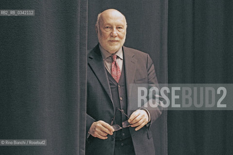 Perugia November 18, 2015..Domenico De Masi, a sociologist and essayist, photographed in Perugia in Teatro della Sapienza Onaosi/Domenico De Masi, sociologo e saggista, fotografato a Perugia nel Teatro della Sapienza Onaosi..Photo: RINO BIANCHI ©Rino Bianchi/Rosebud2