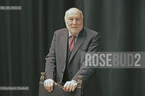 Perugia November 18, 2015..Domenico De Masi, a sociologist and essayist, photographed in Perugia in Teatro della Sapienza Onaosi/Domenico De Masi, sociologo e saggista, fotografato a Perugia nel Teatro della Sapienza Onaosi..Photo: RINO BIANCHI ©Rino Bianchi/Rosebud2