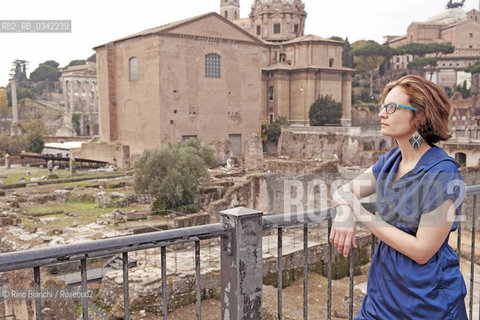 Rome December 6, 2015..Merritt Tierce, Texan writer photographed in Rome, was awarded the National Book Foundation as one of the five best American writers under thirty-five. It is an activist involved in the defense of womens rights, particularly abortion/Merritt Tierce, scrittrice texana fotografata a Roma, è stata premiata dalla National Book Foundation come uno dei cinque migliori scrittori americani sotto i trentacinque anni. È un’attivista impegnata nella difesa dei diritti delle donne, in particolare quello all’aborto..Photo: RINO BIANCHI ©Rino Bianchi/Rosebud2