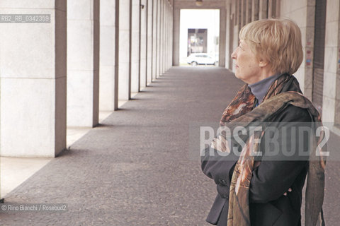 Rome December 6, 2015..Ginevra Bompiani, photographed in Rome, writer, editor, translator and essayist and university professor. Daughter of Valentino Bompiani, for whose publishing house designed the series of fantasy literature Pesanervi. He founded in 2002 by Roberta Einaudi (nephew of Giulio Einaudi), the publisher Nottetempo/Ginevra Bompiani, fotografata a Roma, scrittrice, editrice, traduttrice e saggista e docente universitaria. Figlia di Valentino Bompiani, per la cui casa editrice ideò la collana di letteratura fantastica Pesanervi. ha fondato nel 2002 con Roberta Einaudi (nipote di Giulio Einaudi), la casa editrice Nottetempo..Photo: RINO BIANCHI ©Rino Bianchi/Rosebud2