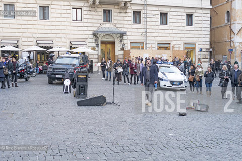 Rome January 22, 2016..Antonio Nicolosi, tenor, photographed during a performance at the Pantheon/Antonio Nicolosi, tenore, fotografato durante unesibizione al Pantheon..Photo: RINO BIANCHI ©Rino Bianchi/Rosebud2