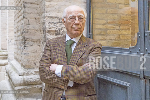 Rome March 10, 2016..Paolo Cherchi, photographed in Rome at the Casa delle Letterature, philologist novel, he taught for many years Italian and Spanish literature at the University of Chicago/Paolo Cherchi, fotografato a Roma alla Casa delle Letterature, filologo romanzo, è stato docente per molti anni letteratura italiana e spagnola alla University of Chicago..Photo: RINO BIANCHI ©Rino Bianchi/Rosebud2