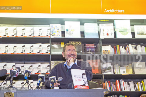 Rome March 31, 2016..Ignazio Marino former mayor of Rome photographed at the Feltrinelli bookshop in Rome during the presentation of his book A Martian in Rome/Ignazio Marino ex sindaco di Roma fotografato alla libreria Feltrinelli di Roma durante la presentazione del suo libro Un marziano a Roma..Photo: RINO BIANCHI ©Rino Bianchi/Rosebud2