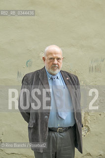 Perugia 9 aprile 2016..Franco Cardini, medievalist historian and essayist, photographed in Perugia/Franco Cardini, storico medievista e saggista, fotografato a Perugia. .Photo: RINO BIANCHI ©Rino Bianchi/Rosebud2