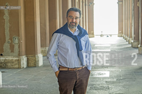 Perugia 9 aprile 2016..Marco Damilano, photographed in Perugia, journalist and deputy editor of LEspresso, a student of the historian Pietro Scoppola began the job of a journalist in the Azione Cattolica newspaper magazine Segno7/Marco Damilano, fotografato a Perugia, giornalista e vicedirettore de LEspresso, allievo dello storico Pietro Scoppola ha iniziato il mestiere di giornalista nel settimanale dellAzione Cattolica Segno 7..Photo: RINO BIANCHI ©Rino Bianchi/Rosebud2