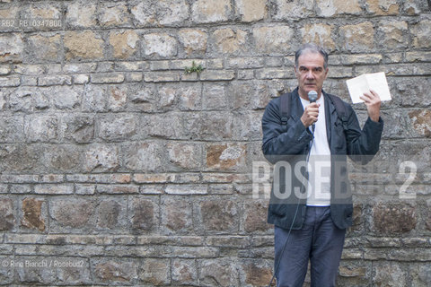 Rome July 25, 2016..Edoardo Albinati photographed on the occasion of reading organized by the Piccoli Maestri in support of Baobab experience/Edoardo Albinati fotografato in occasione della lettura organizzata dallAssociazione Piccoli Maestri a sostegno di Baobab experience..Photo: RINO BIANCHI ©Rino Bianchi/Rosebud2