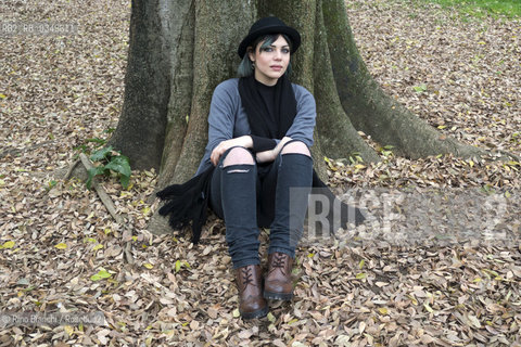 Rome December 11, 2016..Alessia Iuliano, italian poet, photographed in Rome in the Villa Torlonia park/Alessia Iuliano, poetessa italiana, fotografata a Roma nel parco di Villa Torlonia..Photo: RINO BIANCHI ©Rino Bianchi/Rosebud2