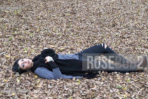 Rome December 11, 2016..Alessia Iuliano, italian poet, photographed in Rome in the Villa Torlonia park/Alessia Iuliano, poetessa italiana, fotografata a Roma nel parco di Villa Torlonia..Photo: RINO BIANCHI ©Rino Bianchi/Rosebud2