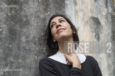 Rome February 10, 2017..Gaia Manzini, Italian writer, who made his debut in 2009 with the collection of stories of Nudo di famiglia (Fandango, Chiara Prize finalist), photographed in Rome in the park of Villa Celimontana/Gaia Manzini, scrittrice italiana, che ha esordito nel 2009 con la raccolta di racconti Nudo di famiglia (Fandango, finalista premio Chiara), fotografata a Roma nel parco di Villa Celimontana. .Photo: RINO BIANCHI ©Rino Bianchi/Rosebud2