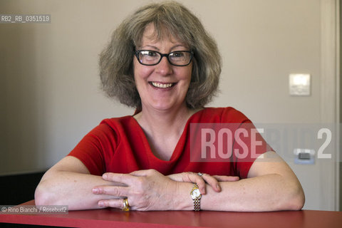 Rome March 21, 2017..Gwyneth Lewis, poet, Anglicist and Welsh journalist, member of the Royal Society of Literature, member of Nesta and the Welsh Academy, photographed in Rome/Gwyneth Lewis, poetessa, anglista e giornalista gallese, membro della Royal Society of Literature, membro della Nesta e della Welsh Academy, fotografata a Roma..Photo: RINO BIANCHI ©Rino Bianchi/Rosebud2