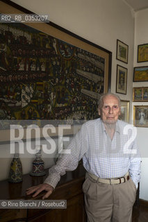 Turin June 8, 2017..Angelo Del Boca, journalist, historian and writer and scholar of colonialism, photographed in his home in Turin/Angelo Del Boca, giornalista, storico e scrittore e studioso del colonialismo, fotografato nella sua abitazione a Torino..Photo: RINO BIANCHI ©Rino Bianchi/Rosebud2
