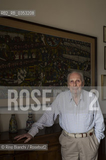 Turin June 8, 2017..Angelo Del Boca, journalist, historian and writer and scholar of colonialism, photographed in his home in Turin/Angelo Del Boca, giornalista, storico e scrittore e studioso del colonialismo, fotografato nella sua abitazione a Torino..Photo: RINO BIANCHI ©Rino Bianchi/Rosebud2
