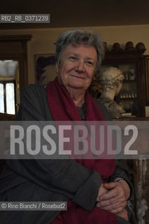 Turin October 27, 2017..Margherita Oggero, an Italian writer, photographed in his home in Corso Regina Margherita in Turin\Margherita Oggero, scrittrice italiana, fotografata nella sua abitazione di Corso Regina Margherita a Torino. ©Rino Bianchi/Rosebud2