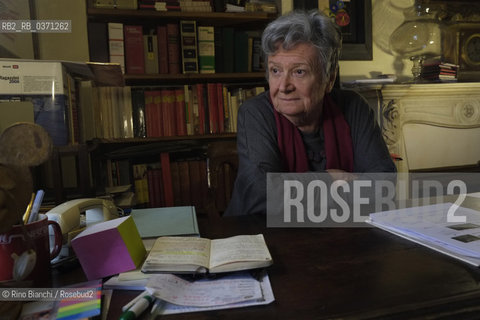 Turin October 27, 2017..Margherita Oggero, an Italian writer, photographed in his home in Corso Regina Margherita in Turin\Margherita Oggero, scrittrice italiana, fotografata nella sua abitazione di Corso Regina Margherita a Torino. ©Rino Bianchi/Rosebud2