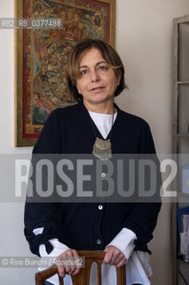 Rome January 17, 2019..Silvia Ranfagni, screenwriter, author for the cinema, photographer in her home in Rome, debuts in the narrative with the novel Corpo a corpo/Silvia Ranfagni, sceneggiatrice, autrice per il cinema, fotografata nella sua abitazione a Roma, esordisce nella narrativa con il romanzo Corpo a corpo ©Rino Bianchi/Rosebud2