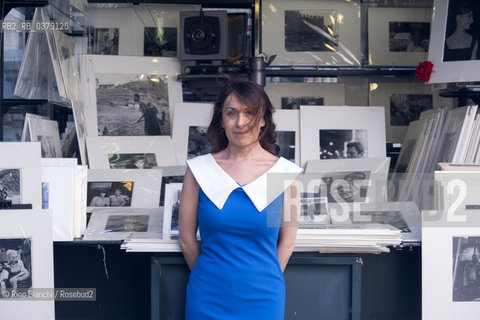 Rome April 19, 2019..Roberta Scorranese, journalist, essayist and writer, photographed in Rome in the Piazza Fontanella of Borghese/Roberta Scorranese, giornalista, saggista e scrittrice, fotografata a Roma nella zona di Piazza Fontanella di Borghese ©Rino Bianchi/Rosebud2