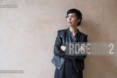 Rome May 7, 2019..Edurne Portela, writer and journalist, lived for a long time in the United States, where she received a doctorate in Hispanic Literatures from the University of North Carolina, photographed in Rome at Piazza Navona/Edurne Portela, scrittrice e giornalista, ha vissuto a lungo negli Stati Uniti, dove ha conseguito un dottorato in Letterature ispaniche presso la University of North Carolina, fotografata a Roma a Piazza Navona. ©Rino Bianchi/Rosebud2