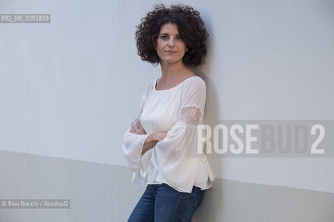 Rome October 13, 2019..Paola Cereda, psychologist and writer, photographed at the Pigneto opposite the Fortebraccio section held for years by Luca Canali/Paola Cereda, psicologa e scrittrice, fotografata al Pigneto di fronte la sezione Fortebraccio retta per anni da Luca Canali. ©Rino Bianchi/Rosebud2