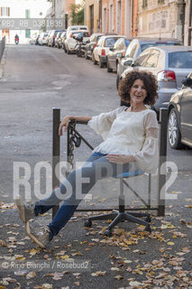 Rome October 13, 2019..Paola Cereda, psychologist and writer, photographed at the Pigneto opposite the Fortebraccio section held for years by Luca Canali/Paola Cereda, psicologa e scrittrice, fotografata al Pigneto di fronte la sezione Fortebraccio retta per anni da Luca Canali. ©Rino Bianchi/Rosebud2