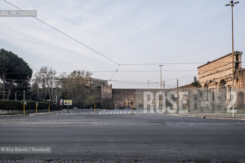 Rome March 22, 2020..Rome Piazza di Porta Maggiore during the coronavirus pandemic/Roma Piazza di Porta Maggiore durante la pandemia da coronavirus ©Rino Bianchi/Rosebud2