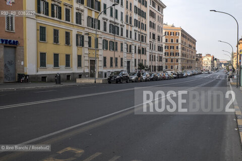 Rome March 22, 2020..Rome, Piazzale Appio with the Coin during the coronavirus pandemic/Roma, Piazzale Appio con il Coin durante la pandemia da coronavirus. ©Rino Bianchi/Rosebud2