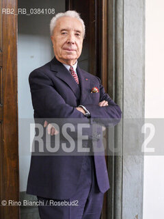 Rome May 20, 2011..Marc Fumaroli, French historian and essayist, member of the Académie française where he was elected on 2 March 1995 and in which he occupies seat number 6, photographed in Rome in the spaces of the Accademia di San Luca/Marc Fumaroli, storico e saggista francese, membro dellAcadémie française dove è stato eletto il 2 marzo 1995 e nella quale occupa il seggio numero 6, fotografato a Roma negli spazi dellAccademia di San Luca. ©Rino Bianchi/Rosebud2