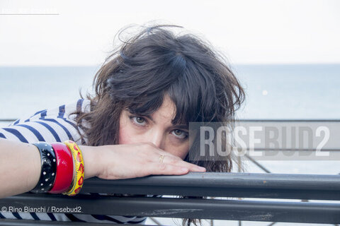 San Felice Circeo September 16, 2019..Ilaria Gaspari, philosopher, writer and essayist, photographed in San Felice Circeo on the bench facing the sea/Ilaria Gaspari, filosofa, scrittrice e saggista, fotografata a San Felice Circeo sulla panchina fronte mare. ©Rino Bianchi/Rosebud2