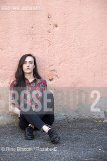 Rome September 8, 2020..Giulia Caminito, writer, photographed in Rome in the area of the Pyramid of Cestius/Giulia Caminito, scrittrice, fotografata a Roma nella zona della Piramide Cestia. ©Rino Bianchi/Rosebud2