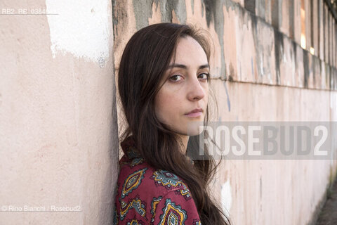 Rome September 8, 2020..Giulia Caminito, writer, photographed in Rome in the area of the Pyramid of Cestius/Giulia Caminito, scrittrice, fotografata a Roma nella zona della Piramide Cestia. ©Rino Bianchi/Rosebud2