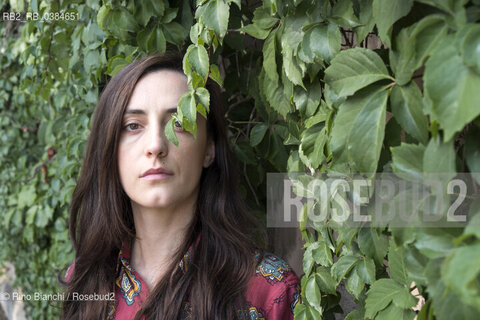 Rome September 8, 2020..Giulia Caminito, writer, photographed in Rome in the area of the Pyramid of Cestius/Giulia Caminito, scrittrice, fotografata a Roma nella zona della Piramide Cestia. ©Rino Bianchi/Rosebud2