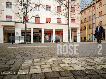 Colleferro (Rm) February 11, 2019..Alessandro Haber, actor, photographed in Piazza Italia during the filming of the docufilm on the city Città Novecento/Alessandro Haber, attore, fotografati in Piazza Italia durante le riprese del docufilm sulla città Città Novecento. ©Rino Bianchi/Rosebud2