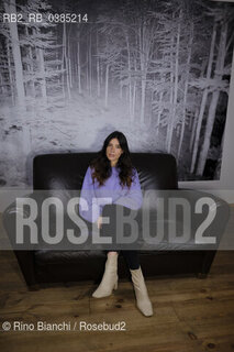 Rome February 13, 2021..Alice Urciuolo, screenwriter, co-author of the successful series Skam Italia, writer, photographed in Rome in the spaces of the Interzone Gallery at Pigneto/Alice Urciuolo, sceneggiatrice, coautrice della serie di successo Skam Italia, scrittrice, fotografata a Roma negli spazidella Galleria Interzone al Pigneto. ©Rino Bianchi/Rosebud2