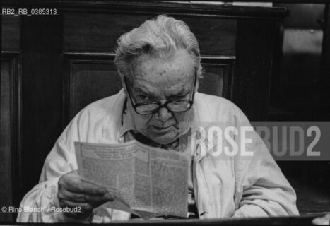 Roma 23 settembre 2000.Elio Pagliarani, poeta, ritratto a Roma..Foto: RINO BIANCHI ©Rino Bianchi/Rosebud2