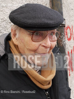 Roma 19 marzo 2011..Elio Pagliarani, poeta, ritratto a Roma allingresso dellESC nel quartiere San Lorenzo..Foto: RINO BIANCHI ©Rino Bianchi/Rosebud2