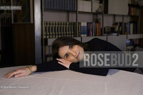 Rome March 19, 2021..Cinzia Giorgio, writer, art historian, essayist, journalist and professor of History of Women and History of Art at the Decentralized Experimental University of Rome, photographed in her home in Rome/Cinzia Giorgio, scrittrice, storica dellarte, saggista, giornalista e docente di Storia delle Donne e Storia dellArte allUniversità Sperimentale Decentrata di Roma, fotografta nella sua abitazione di Roma. ©Rino Bianchi/Rosebud2