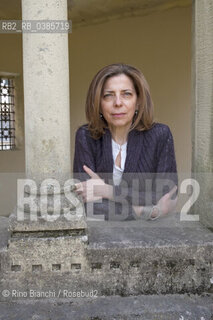 Ovada(Alessandria) April 9, 2021..Raffaella Romagnolo writer and novelist, photographed in the park of Villa Gabrieli in Ovada/Raffaella Romagnolo scrittrice e romanziera, fotografata nel parco di Villa Gabrieli ad Ovada. ©Rino Bianchi/Rosebud2