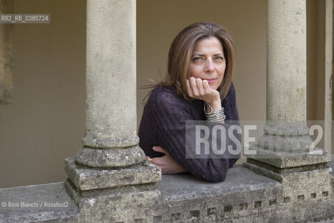 Ovada(Alessandria) April 9, 2021..Raffaella Romagnolo writer and novelist, photographed in the park of Villa Gabrieli in Ovada/Raffaella Romagnolo scrittrice e romanziera, fotografata nel parco di Villa Gabrieli ad Ovada. ©Rino Bianchi/Rosebud2