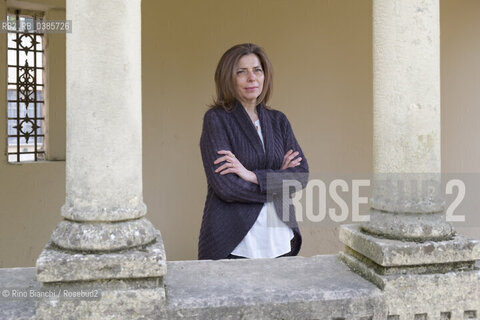 Ovada(Alessandria) April 9, 2021..Raffaella Romagnolo writer and novelist, photographed in the park of Villa Gabrieli in Ovada/Raffaella Romagnolo scrittrice e romanziera, fotografata nel parco di Villa Gabrieli ad Ovada. ©Rino Bianchi/Rosebud2