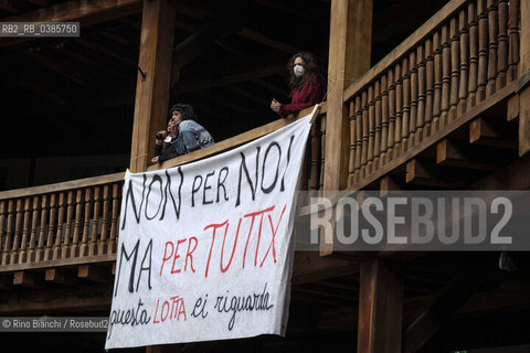 Rome April 17, 2021..The Silvano Toti Globe Theater, inside the park of Villa Borghese, occupied by workers from entertainment and culture/Il Silvano Toti Globe Theatre, allinterno del parco di Villa Borghese, occupato da lavoratrici e lavoratori dello spettacolo e della cultura. ©Rino Bianchi/Rosebud2