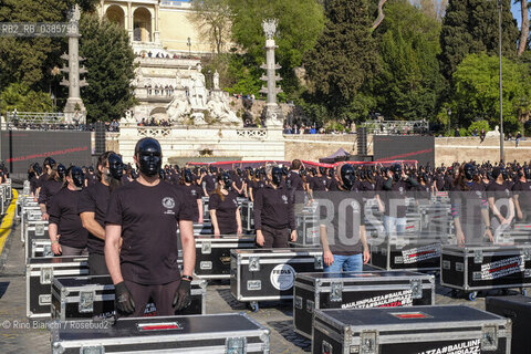 Rome April 17, 2021..Bauli in piazza, demonstration by show business workers against the closure of cinemas and theaters/Bauli in piazza, manifestazione dei  lavoratori dello spettacolo contro la chiusura di cinema e teatri. ©Rino Bianchi/Rosebud2