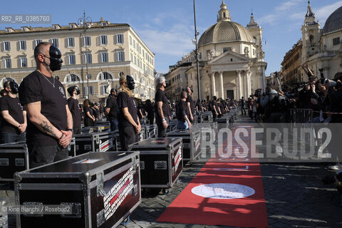 Rome April 17, 2021..Bauli in piazza, demonstration by show business workers against the closure of cinemas and theaters/Bauli in piazza, manifestazione dei  lavoratori dello spettacolo contro la chiusura di cinema e teatri. ©Rino Bianchi/Rosebud2