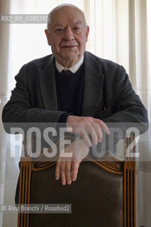 Arpino, Frosinone, April 16, 2021..Franco Purini, architect, lecturer and essayist, photographed in the council chamber of the Municipality of Arpino during the Certamen Borgo futuro/Franco Purini, architetto, docente e saggista, fotografato nella sala consiliare del Comune di Arpino durante il Certamen Borgo futuro. ©Rino Bianchi/Rosebud2