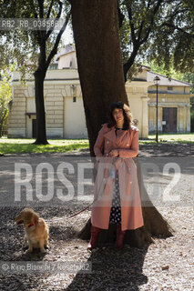 Rome May 6, 2021..Ilaria Gaspari, writer, philosopher and essayist, photographed with the dog Emilio in the park of Villa Torlonia/Ilaria Gaspari, scrittrice, filosofa e saggista, fotografata con il cane Emilio nel parco di Villa Torlonia. ©Rino Bianchi/Rosebud2