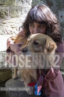 Rome May 6, 2021..Ilaria Gaspari, writer, philosopher and essayist, photographed with the dog Emilio in the park of Villa Torlonia/Ilaria Gaspari, scrittrice, filosofa e saggista, fotografata con il cane Emilio nel parco di Villa Torlonia. ©Rino Bianchi/Rosebud2