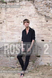 Rome July 24, 2021..Nathalie Léger French writer, author of essays and novels featuring artists, photographed in Rome at the Palatine Stadium/Nathalie Léger scrittrice francese autrice di saggi e romanzi che hanno come protagoniste artiste, fotograta a Roma nello Stadio Palatino. ©Rino Bianchi/Rosebud2